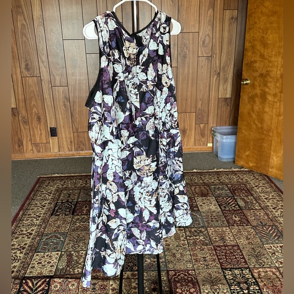 Vera Wang Cotton Press with Pockets - Picture 5 of 8